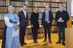 "Das IACC Kuratorium: Edda Mally - AUT, Alexander Karnutsch - IT, Stephan Bolli und Markus Anderegg - FI/ CH. Mitte: Anna Lena Hemgard"